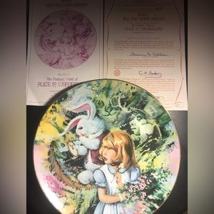 Vintage Alice in Wonderland Royal Cornwall Alice and the White Rabbit 1979 plate